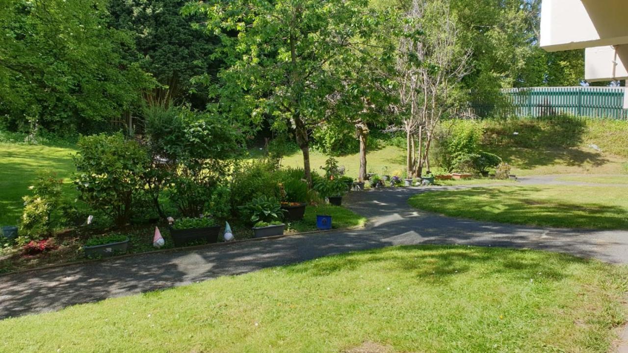 1 Bedroom Newton Apartment L Free Parking L Wigan Royal Infirmary L Haigh Hall L Central Location Exteriér fotografie